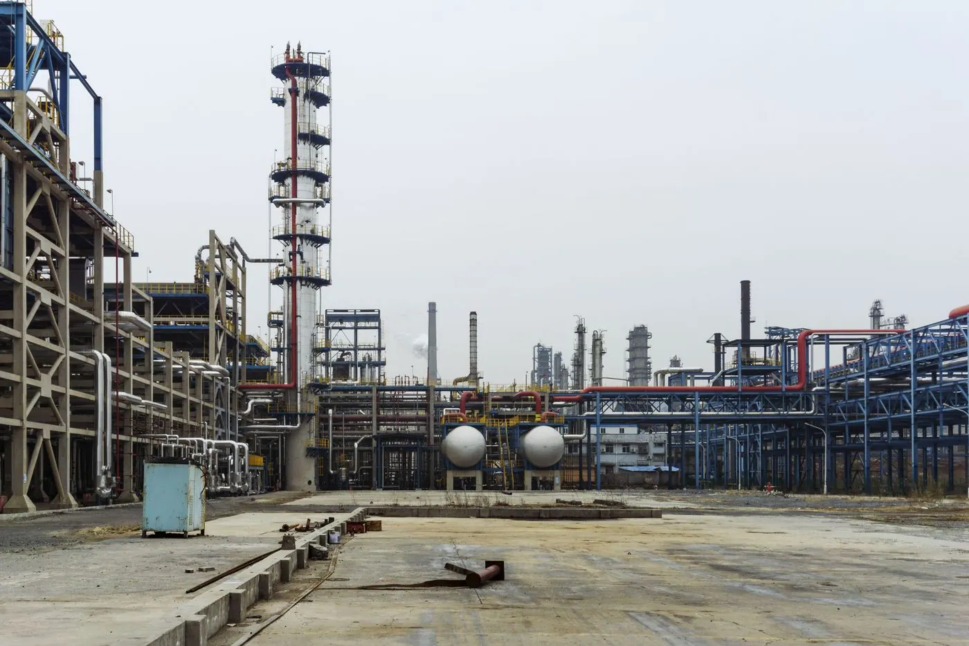 Industrial piping and bulk storage